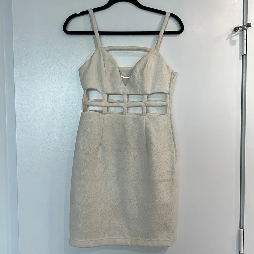 Whitney Eve Bitter Melon Sheath Dress - Picture 4 of 11